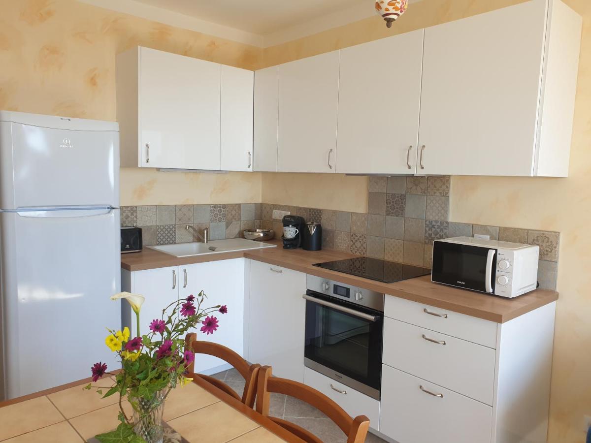 Appartement A Caserella entièrement rénové avec terrasse et vue panoramique sur mer Valle-di-Campoloro Esterno foto