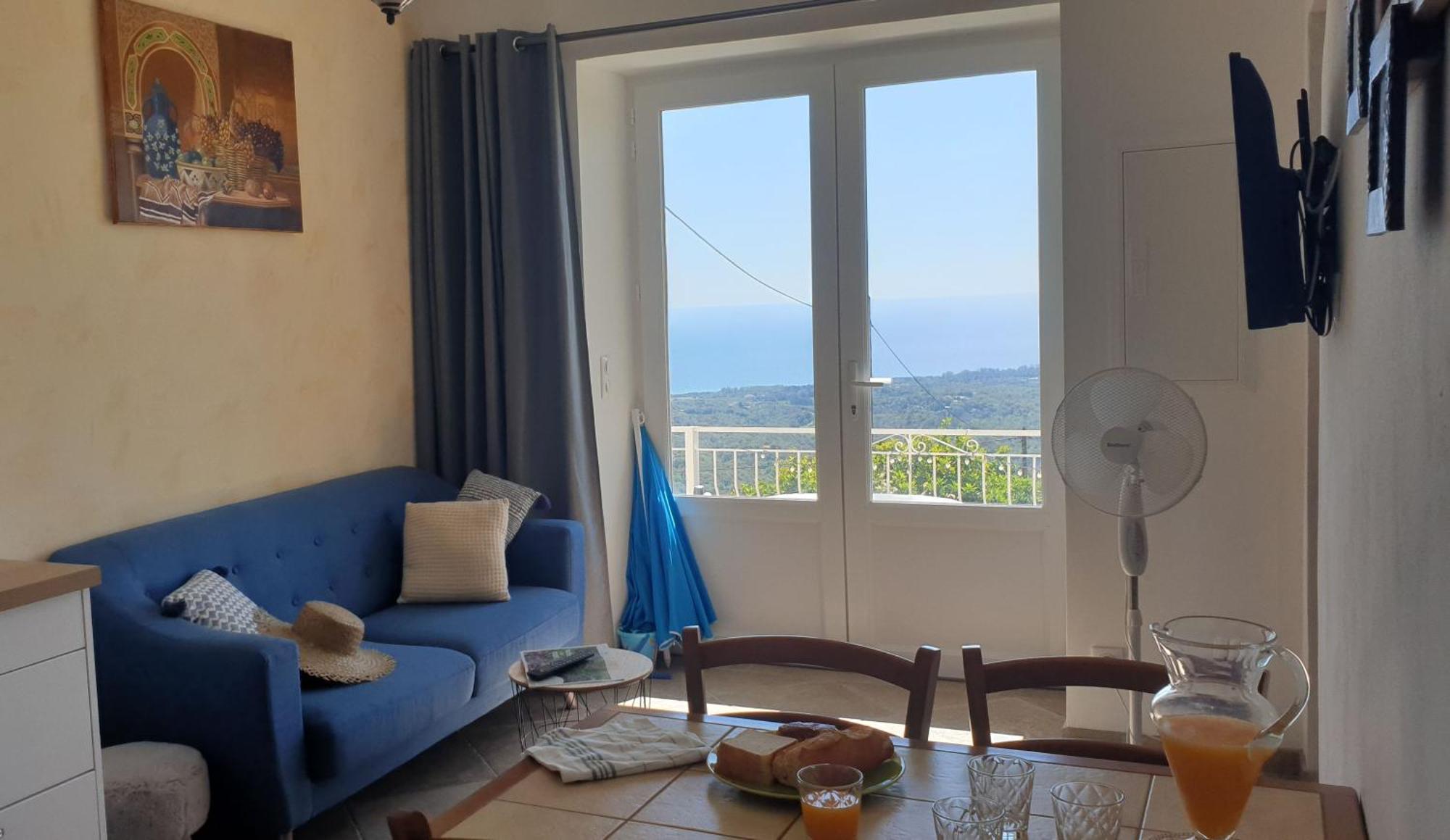 Appartement A Caserella entièrement rénové avec terrasse et vue panoramique sur mer Valle-di-Campoloro Esterno foto